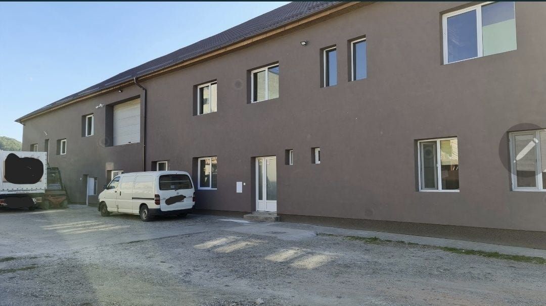 COMPLEX CU CASA DE LOCUIT  ZONA SANGEORGIU - Poză 3