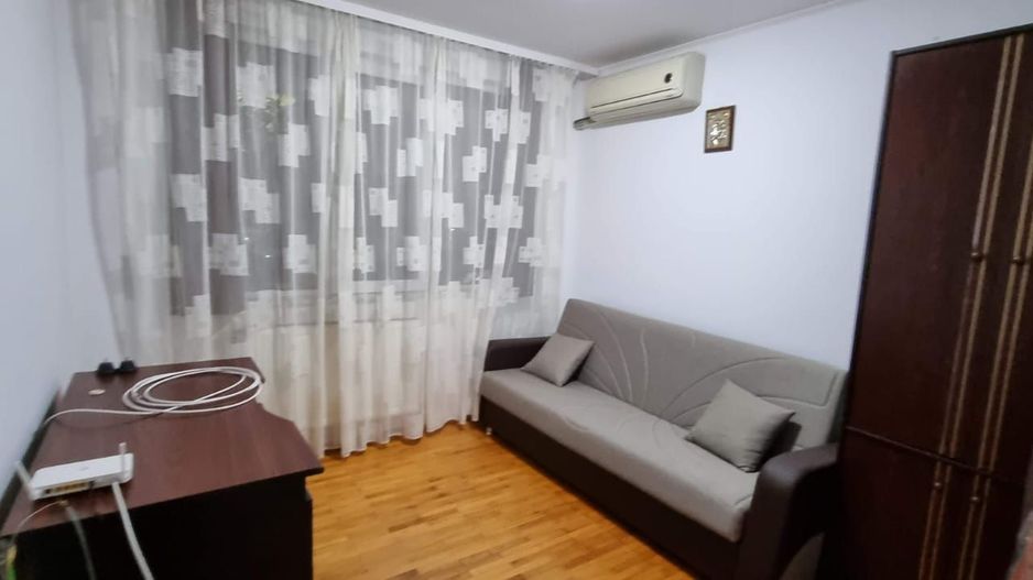 Inchiriere Apartament 3 camere- zona Berceni-Centrala proprie - Poză 1