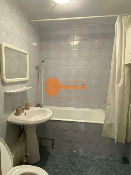 2 camere in bloc reabilita in Crangasi la 600m de Metrou - Poză 4