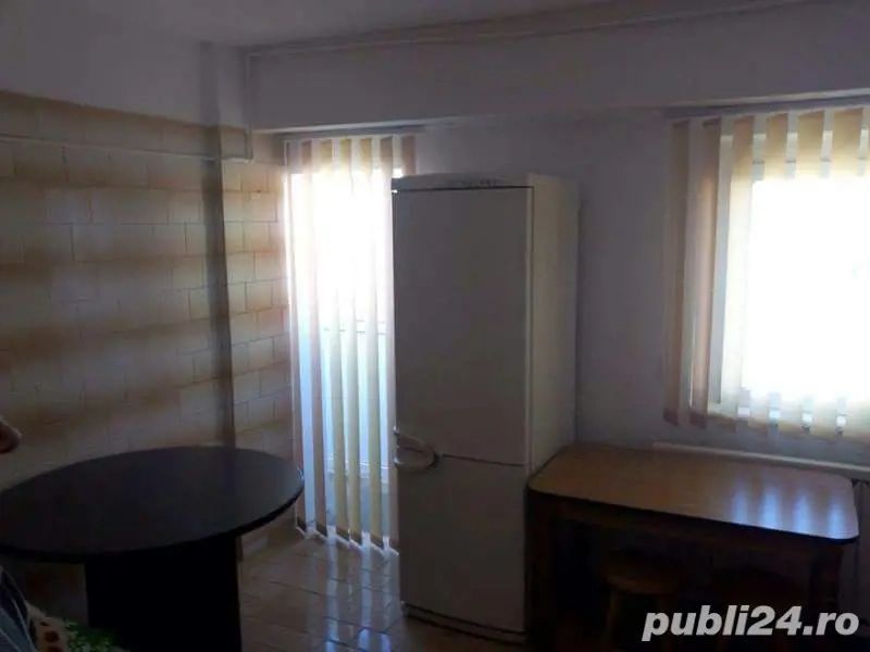 Apartament spatios 3 camere Aviatiei, 83 mp, 2 bai, 2 balcoane, vedere dublă - Poză 4