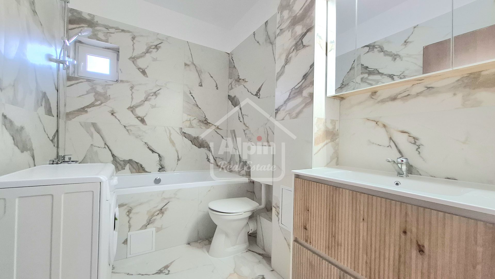 Garsoniera Suprafata Generoasa - Poză 3