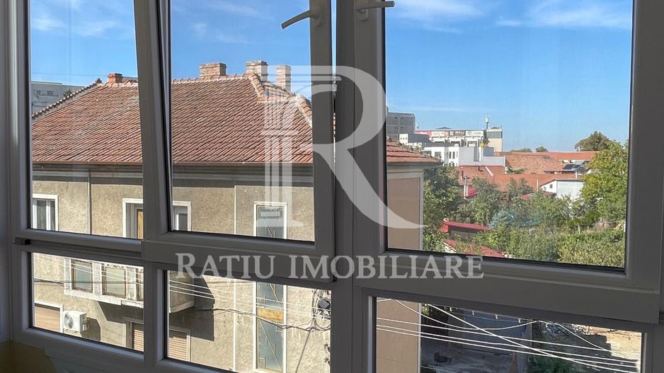 Apartament spațios cu 3 camere de închiriat | George Enescu | Oradea - Poză 10