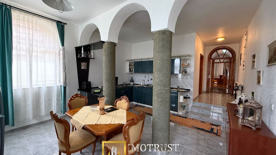 🏡 VILA DEOSEBITĂ DE VÂNZARE ÎN ARAD – ZONA CENTRALĂ - Poză 10