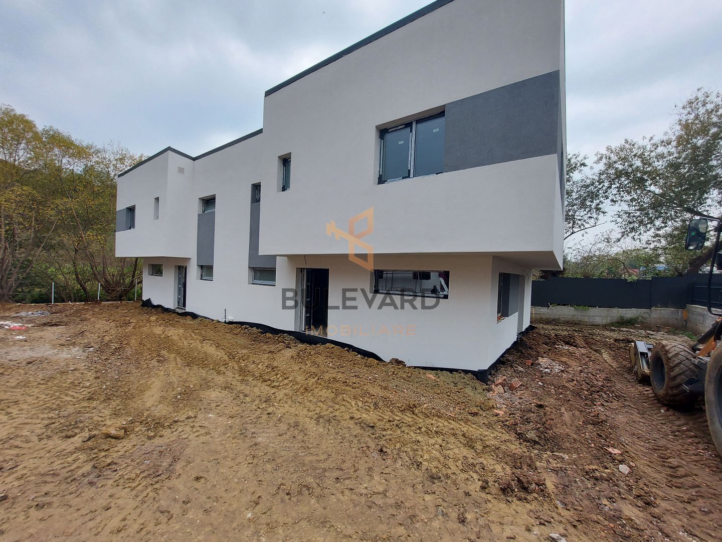 Casa de tip duplex in zona strazii Tautiului! - Poză 3