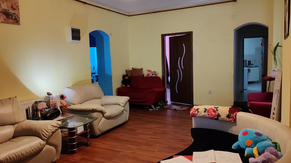 Vanzare apartament 5 camere in vila zona Calarasi - Poză 4