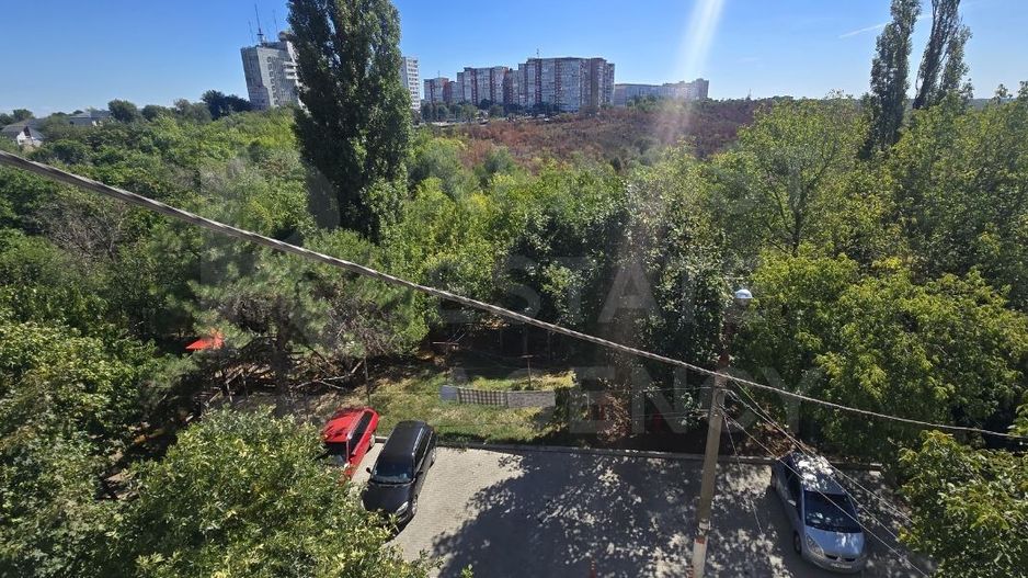 Vânzare, o cameră 16 mp, strada Grenoblea, Botanica - Poză 3