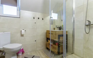 Casa individuala cu 3 apartamente, comision 0%, Intre Lacuri - Poză 20
