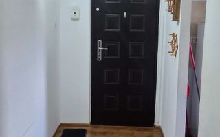 CENTRUL ORASULUI, 2 CAMERE, APARTAMENT SEMIDECOMANDAT - Poză 1