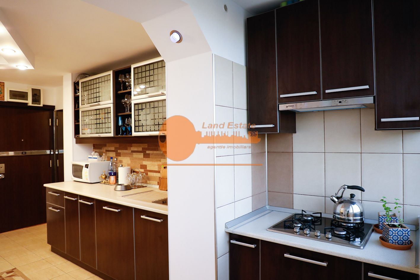 Apartament de 2 camere in zona Cotroceni - 10 minute de Metrou Eroilor - Poză 3