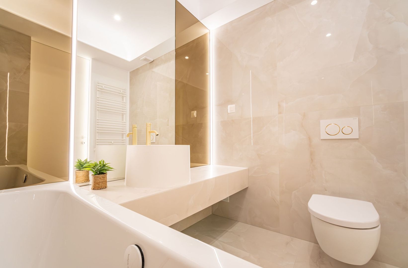 Apartament 3 camere I Cortina North I 80 mp I Faza 1 - Poză 8