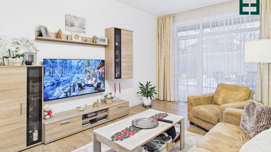 Casă înșiruită P+M cu 3 camere - Dumbrăvița - Timișoara - Poză 1