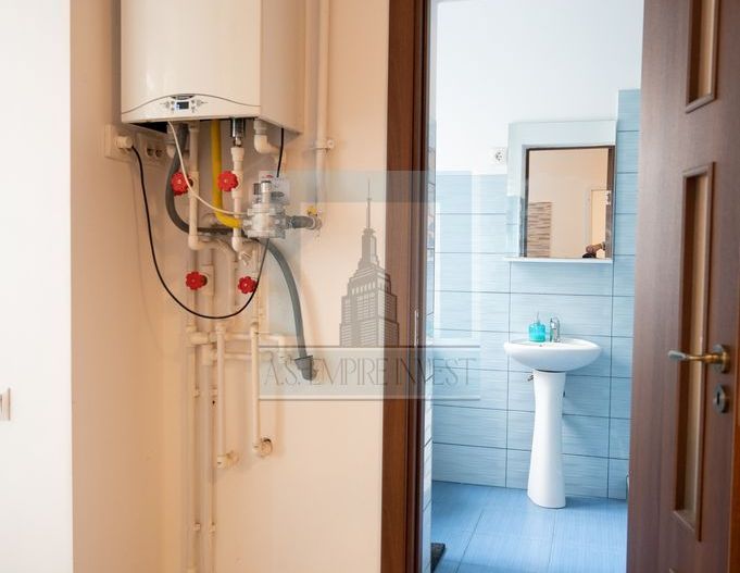 Apartament elegant în zona centrală, cu curte și intrare individuală - Poză 11