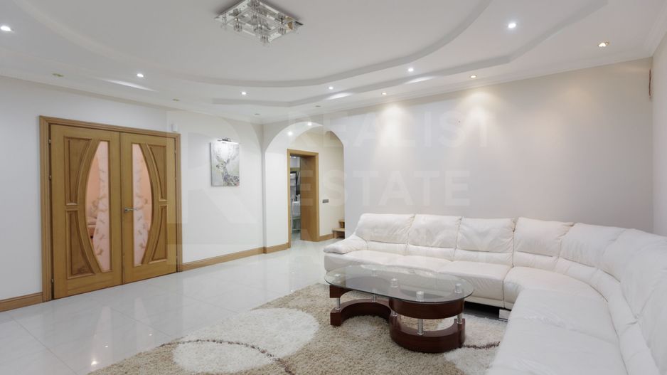 Chirie, casă, 2 nivele, 7 camere, str. Mihai Boț, Buiucani - Poză 8