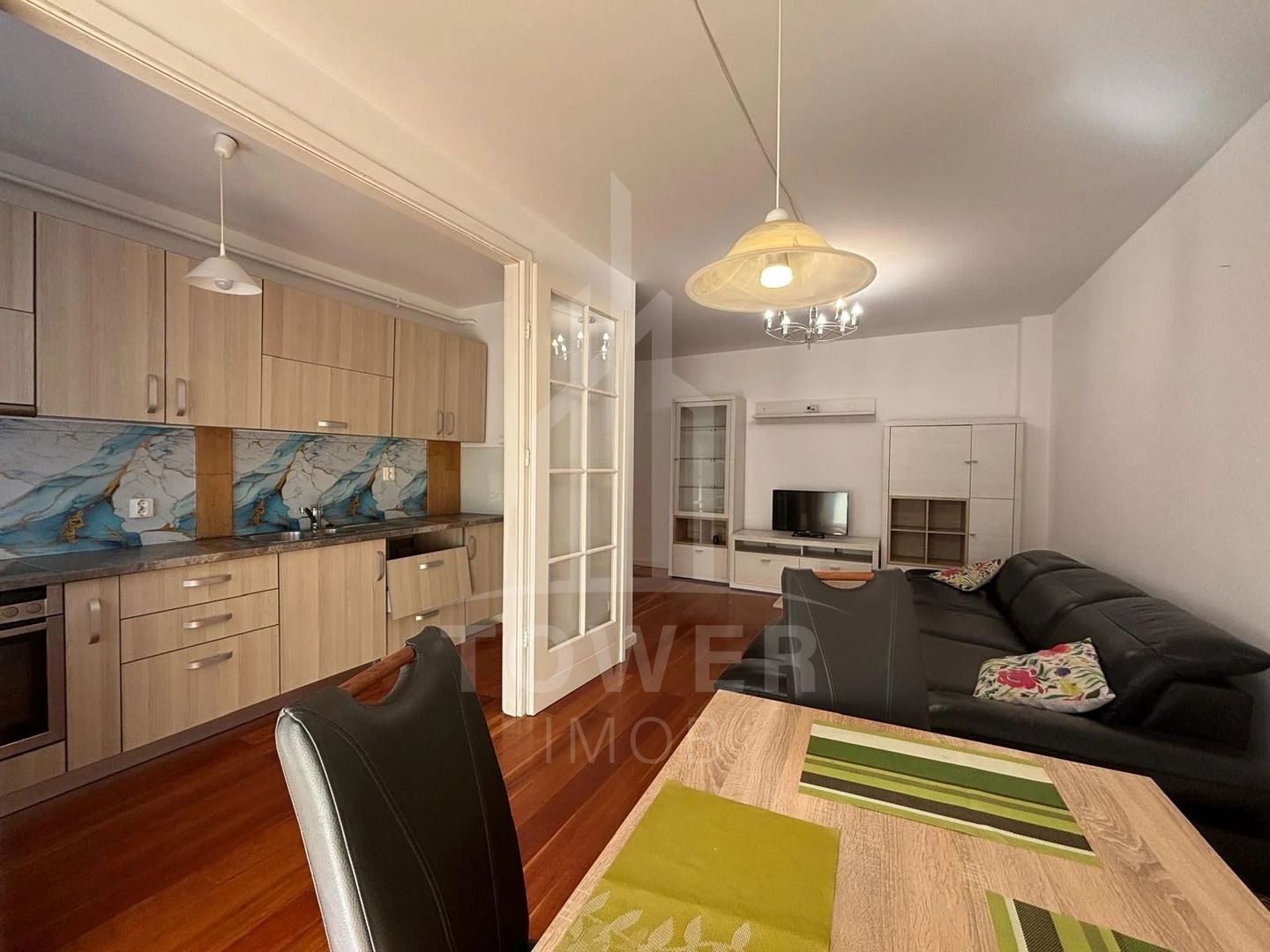 Vanzare  apartament cu 3 camere decomandat Lazaret, Sibiu! - Poză 1