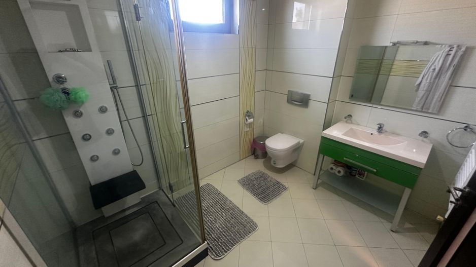 CASA INDIVIDUALA, 9 CAMERE, TEREN 475 MP, MOBILAT/UTILAT, COMIS 0% - Poză 21