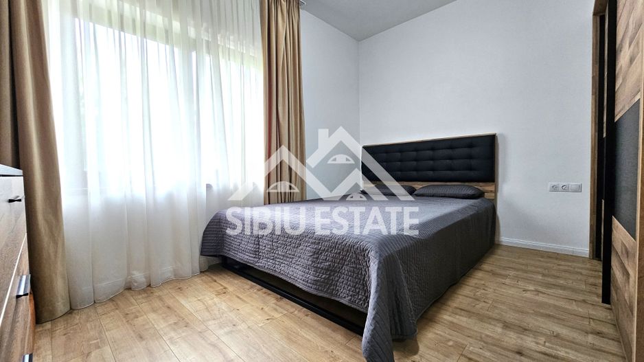 Casa 6 camere, teren 1000 Sibiu Tocile - Poză 9