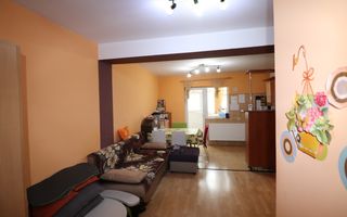 Apartament 3 camere  | Etaj 1 | Parcare privata  | Strand II - Poză 9