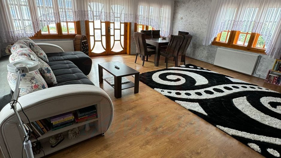 🏡 PROPRIETATE CU POTENȚIAL COMERCIAL ȘI LOCUINȚĂ | 62.000 € - Poză 4
