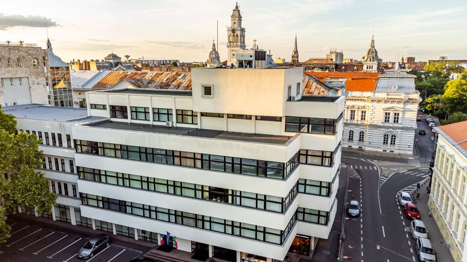 Birouri ultracentrale cu pază permanentă - Poză 3