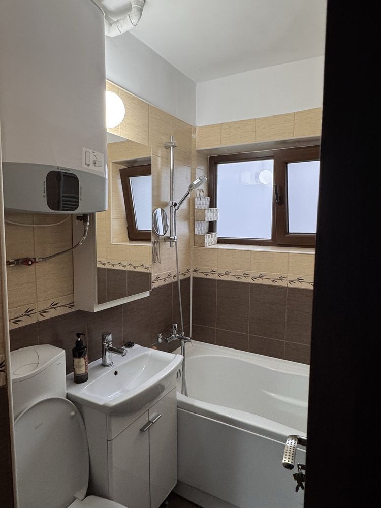 Apartament 3 camere de închiriat Brâncoveanu - Loc de parcare - Poză 6