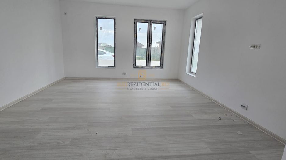 Casa individuala cu 3 camere si teren generos - Comuna Berceni, Ilfov - Poză 11