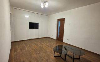 Apartament 3 camere de vânzare Păcii - Poză 2