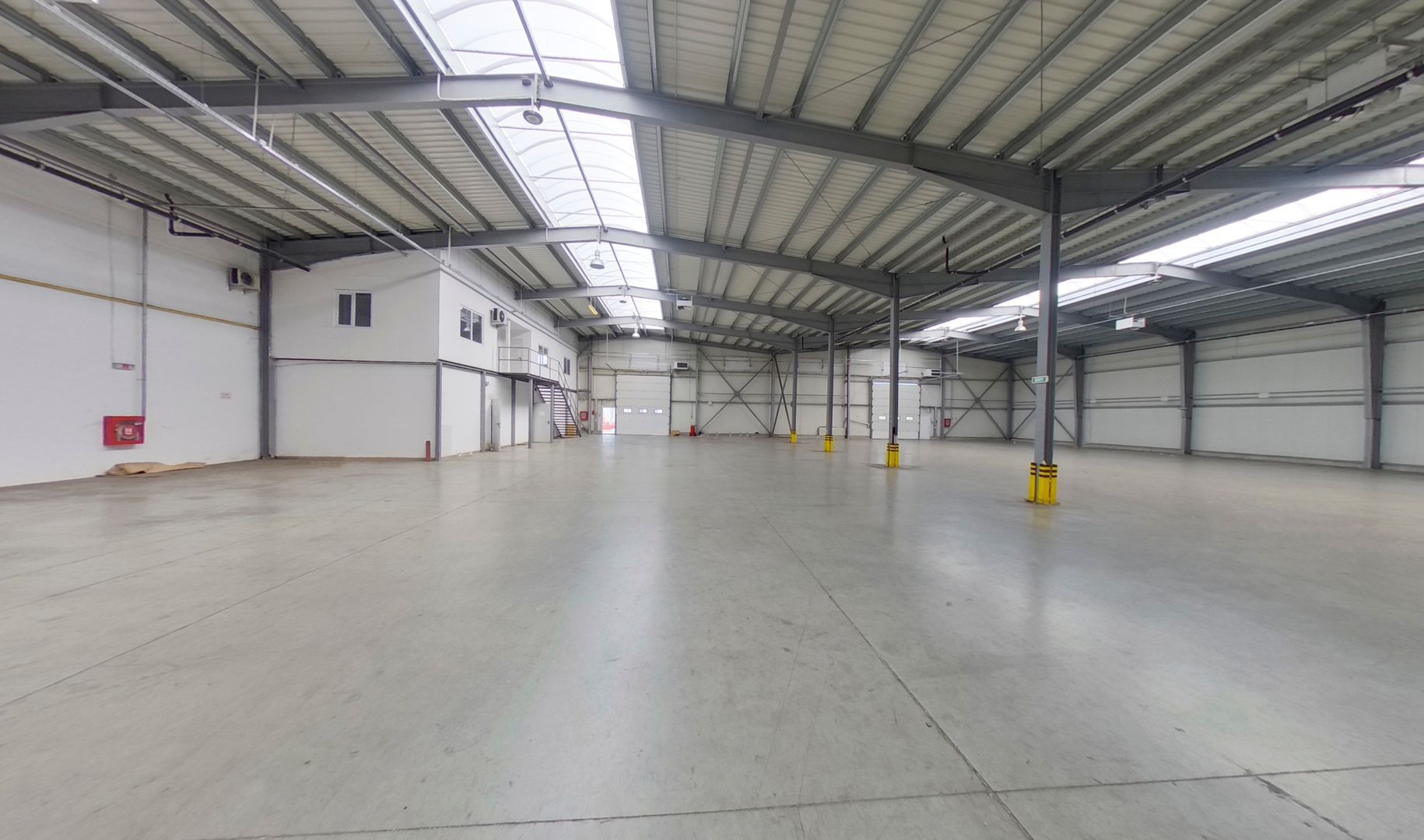 Parc industrial cu platformă betonată lângă A1 - Poză 4