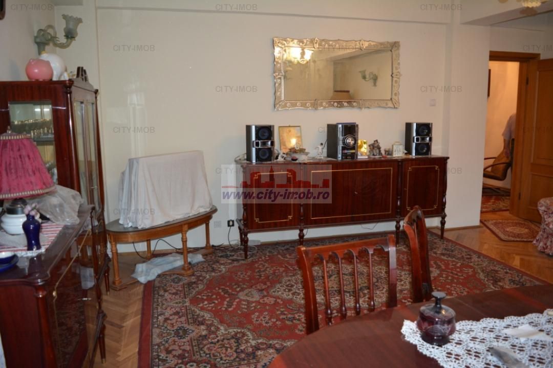 Vanzare 2 apartamente  in   VILA Drumul Sarii P + 2 - Poză 13