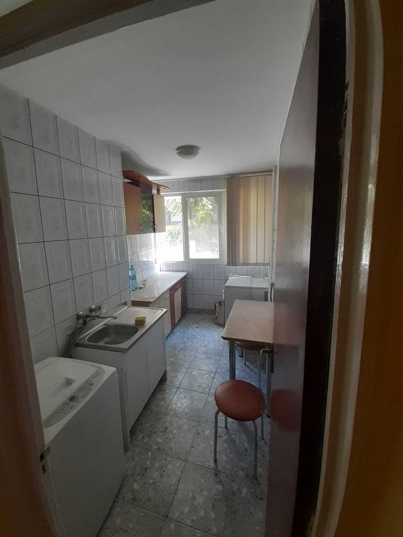 De Inchiriat Apartament 3 Camere Romana - Universitate sect 1 - Poză 6