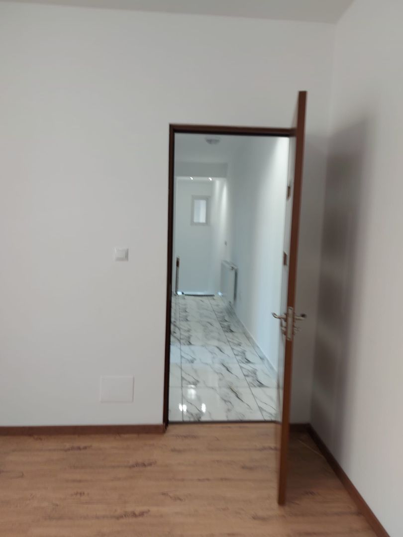 Casa / Blv Decebal Piata Alba Iulia Mall Vitan / an2023 - Poză 35