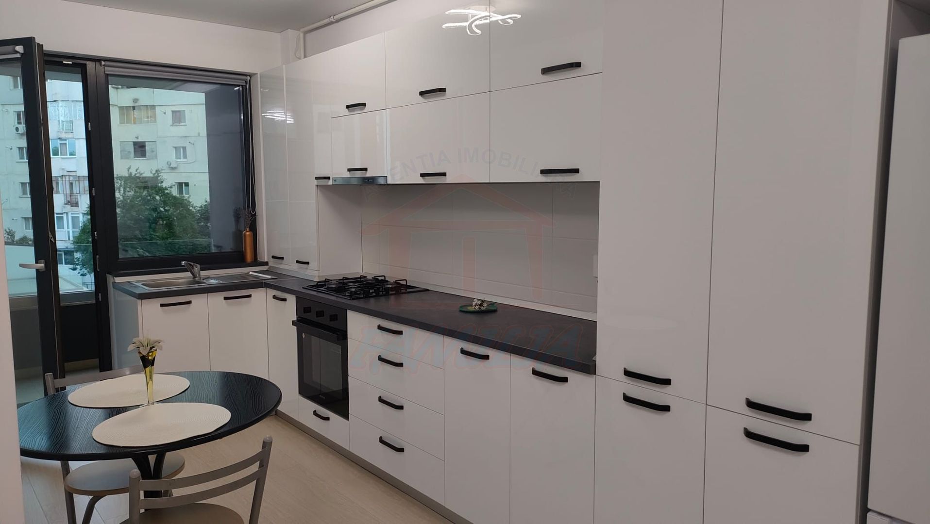📍De închiriat – Apartament 2 camere Micro 17 - Poză 3
