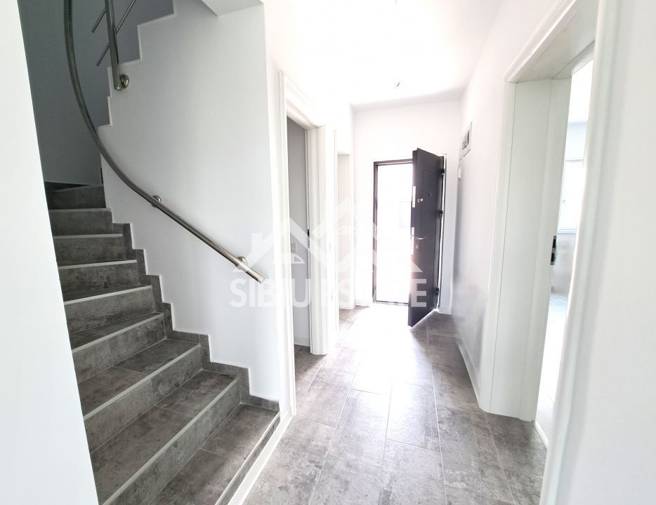 Casa noua la cheie 4 camere, 2bai, terasa, carport - Poză 4