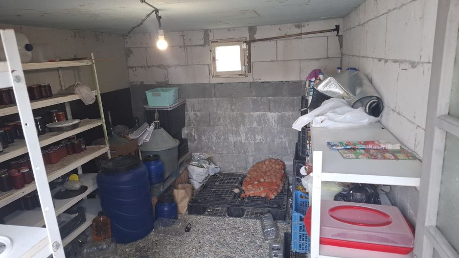 Casa solara si spatioasa, curte 700 mp - Cisnadie - Sibiu - Poză 9