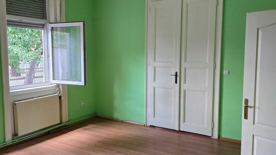 Casa individuala in zona Bogdanesti-Favorit - Poză 2