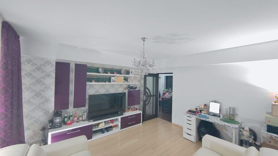 Popesti Central metrou curte proprie - Poză 5