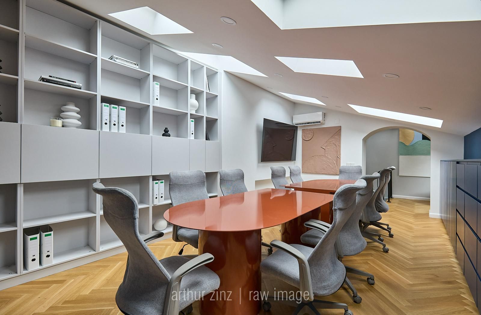 Birou amenajat | Mobilat si utilat | Cladire consolidata si renovata - Poză 22