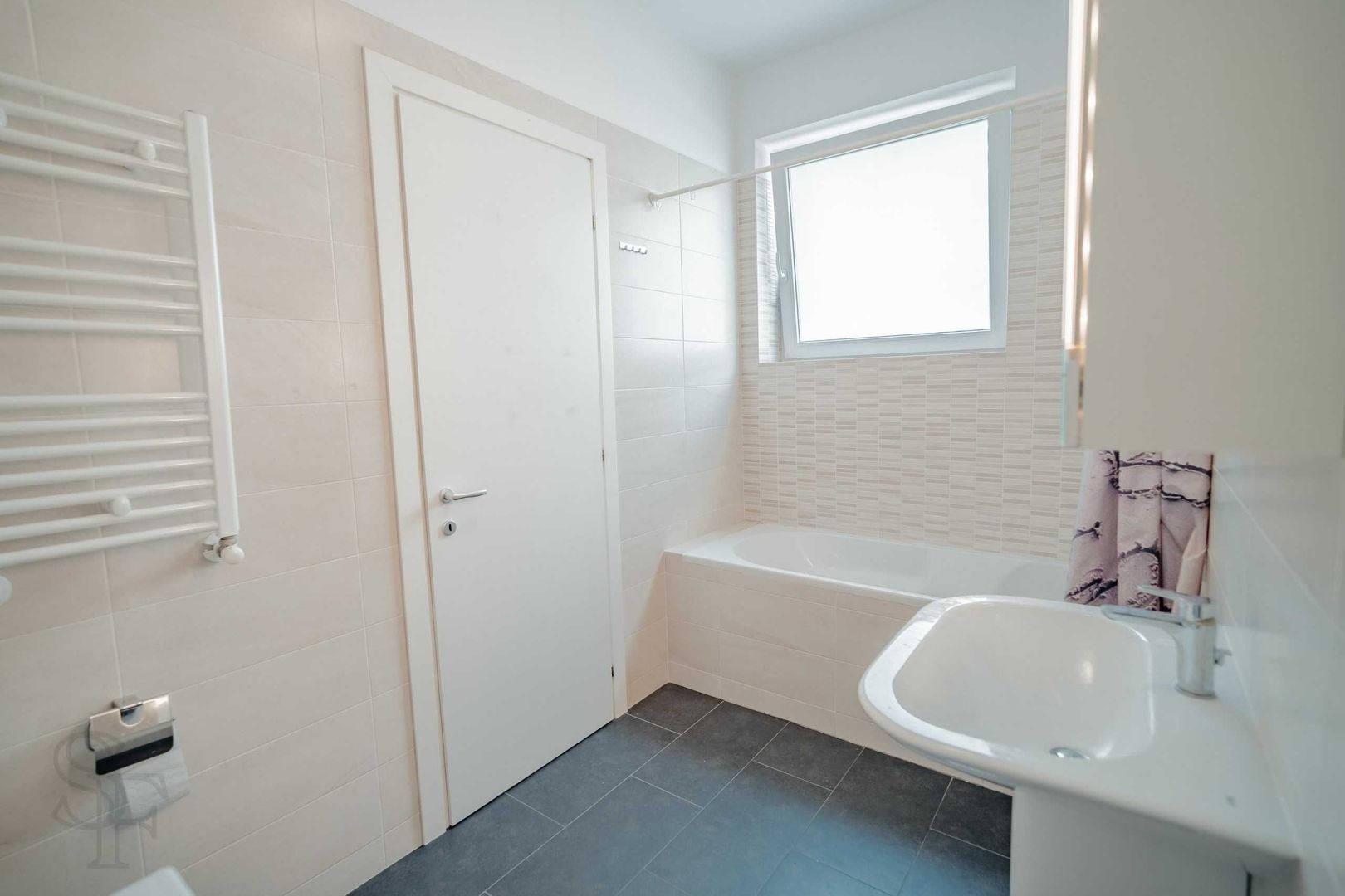 4 camere | 108 mp | etaj 1 | vedere spre Lacul Tei | Parcare+Boxa - Poză 7