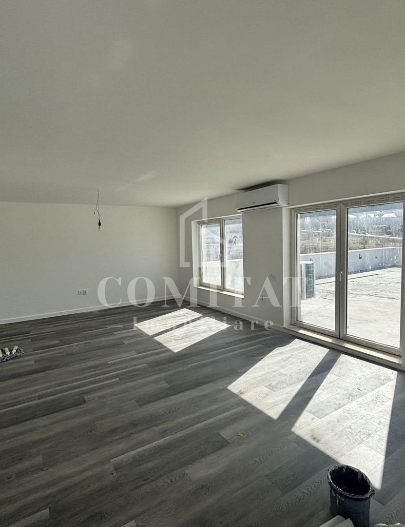 Penthouse cu 4 camere | Terasă de 100 mp | Loc de parcare | Floresti - Poză 7