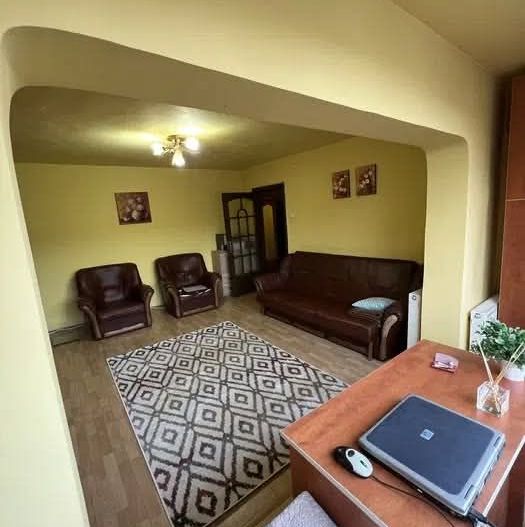 Aradului | 3 Camere | 2 Bai | Etaj Intermediar - Poză 2