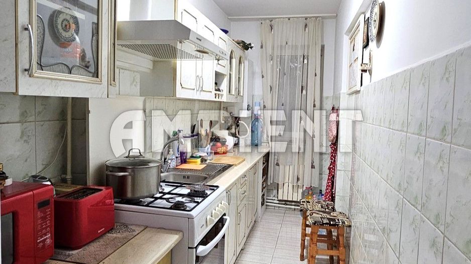 Apartament 2 camere, renovat complet, zona Centru; - Poză 3