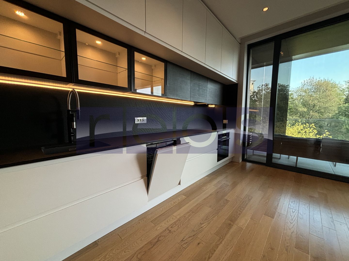 APARTAMENT 3 CAMERE | TERASA 55MP | FLOREASCA - Poză 4