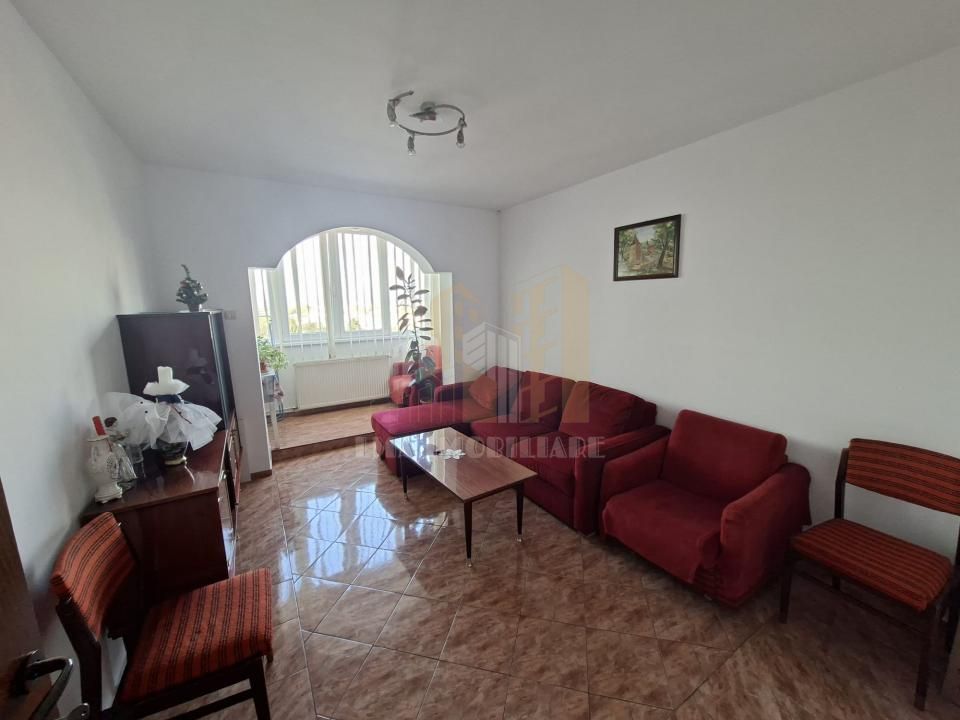 Apartament 3 camere semidecomandat Apolo Brasov - Poză 1
