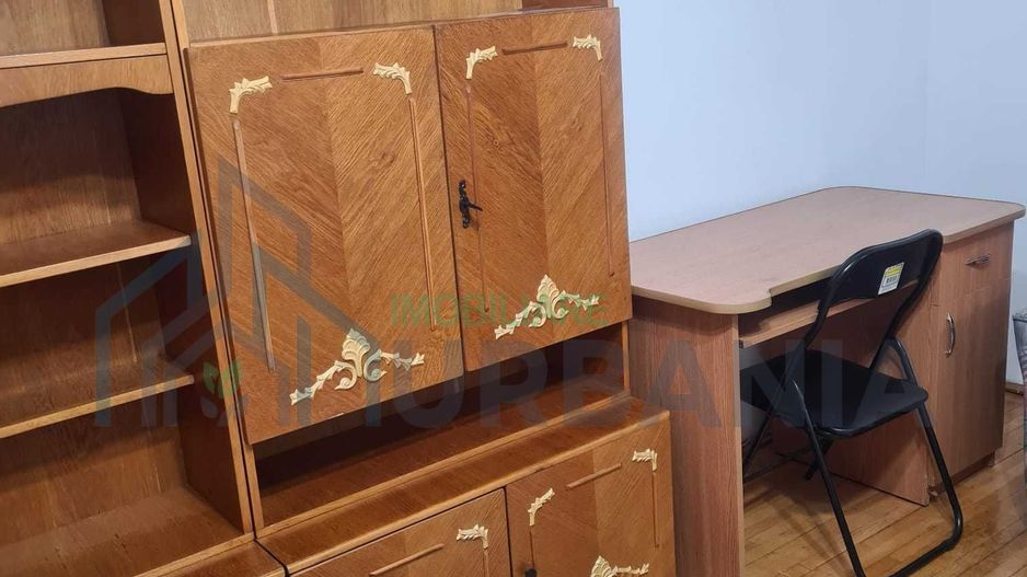 inchiriez apartament 3 camere, decomandat, 70mp, zona Nicolina 2 - Poză 2