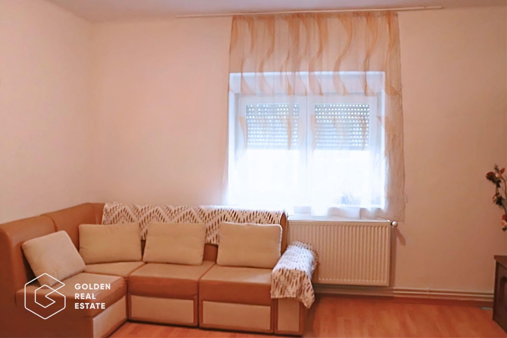 Casa in centrul localitatii Galsa - LINISTE LA TINE ACASA - COMISION ZERO - Poză 4