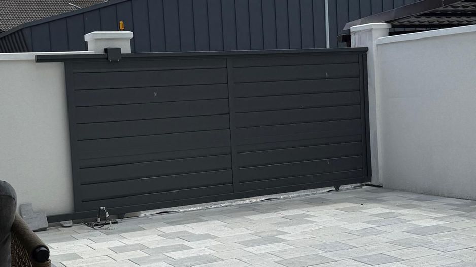 Casa spre vanzare Ghiroda renovata 2025 - Poză 1