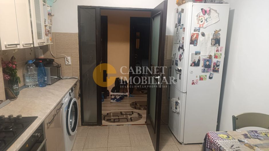 3 camere, decomandat, et. 2/4,  Gradinari,  bloc'80! - Poză 3