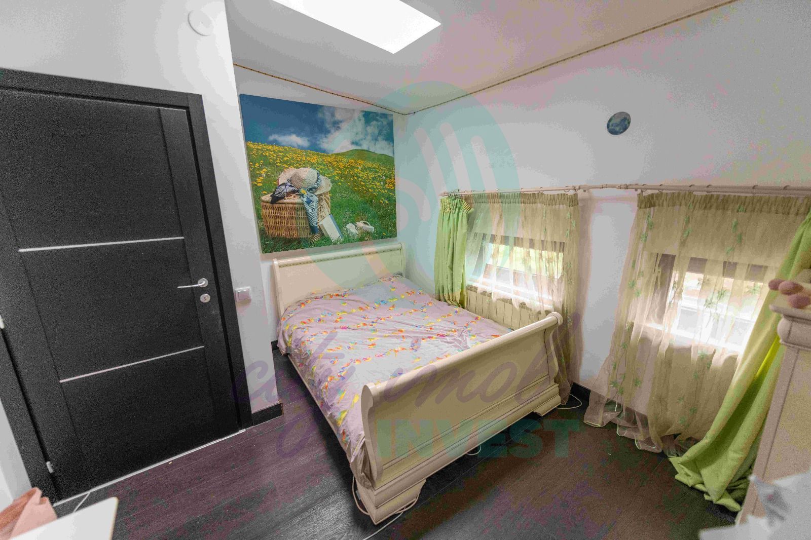 "Acasa" in Vatra Luminoasa - Poză 9