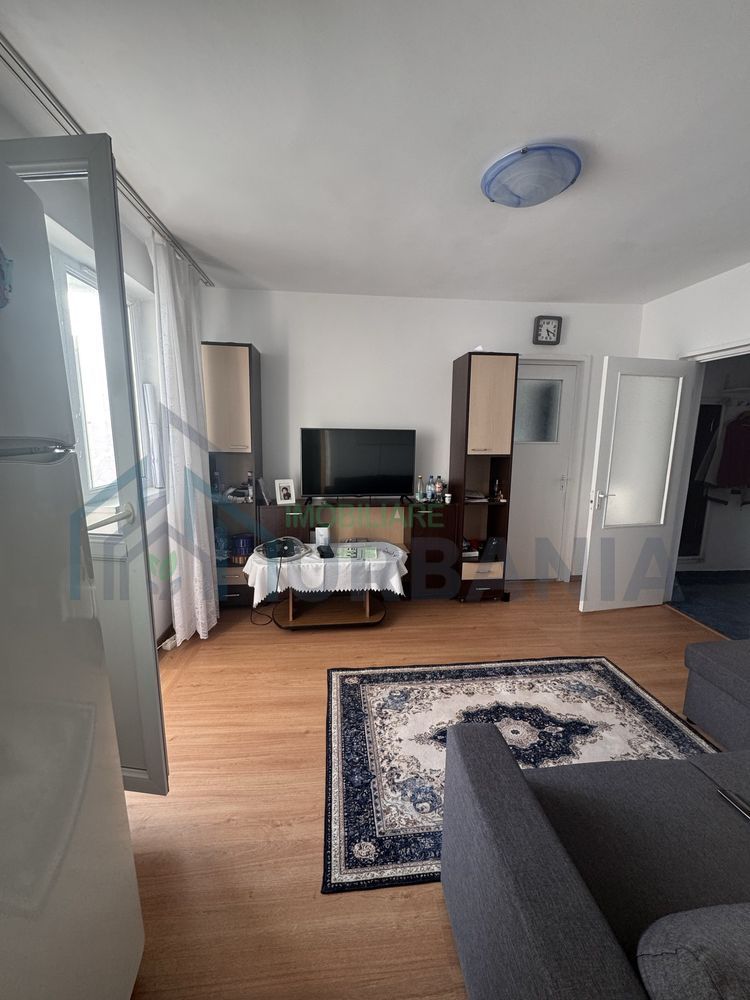 Apartament 3 camere semidecomandat, 50 mp, zona Eternitate Tătărași, Iași - Poză 3