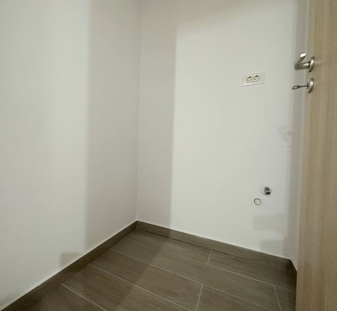 Vindem apartament 2 camere open space Urban Plaza - Poză 15