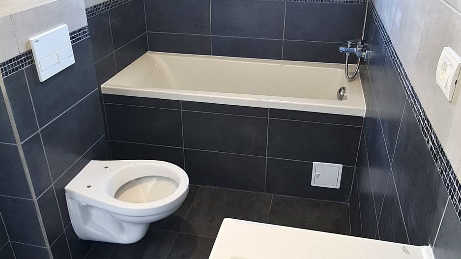 Casa individuala 3 camere finalizata cartier Izvor Tarlungeni Brasov - Poză 11